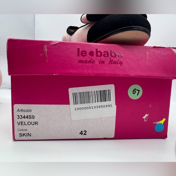 Le Babe Velour Suede Pumps With Bow Accent - Picture 11 of 13